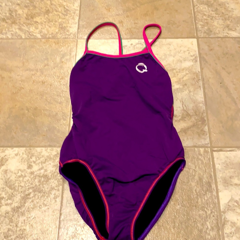 Quest swim suit